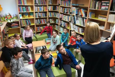 knjizna_in_knjiznicna_vzgoja_v_knjiznici