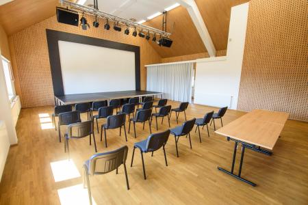 Nova kulturna dvorana na Korinju