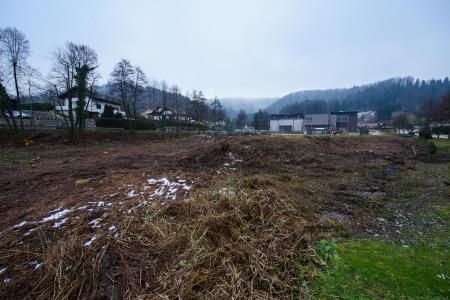 Urejanje območja med šolo in gasilskim domom v Višnji Gori