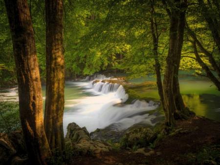 Žužemberk-Krka-lehnjak
