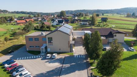 Podružnična šola in vrtec Krka (1)